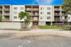 1225 Ne 124th St 42b North Miami, FL 33161 - MLS#A11915363