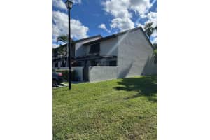 13360 Sw 90th Ter A Miami, FL 33186 - MLS#A11915366