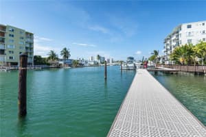 7930 Tatum Waterway Dr s19, Miami Beach, FL 33141, - MLS#A11915387