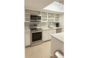 1700 Ne 105th St 412 Miami Shores, FL 33138 - MLS#A11915424