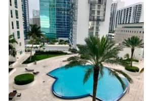 300 S Biscayne Blvd T-1509, Miami