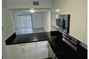 2660 W 76th St 207, Hialeah 2660 W 76th St 207, Hialeah