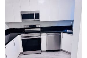 2660 W 76th St APT 207, Hialeah, FL 33016, - MLS#A11915437