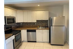 1475 NE 125th Terrace APT 301A, North Miami, FL 33161, - MLS#A11915447