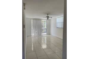 1475 NE 125th Terrace APT 301A, North Miami, FL 33161, - MLS#A11915447