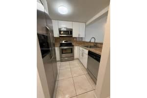 5805 Washington St APT 13, Hollywood, FL 33023, - MLS#A11915449