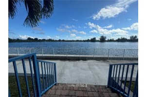 1060 Crystal Lake Dr 201, Deerfield Beach