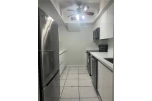 1060 Crystal Lake Dr APT 201, Pompano Beach, FL 33064, - MLS#A11915452