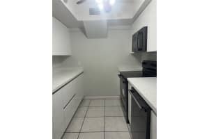 1060 Crystal Lake Dr APT 201, Pompano Beach, FL 33064, - MLS#A11915452