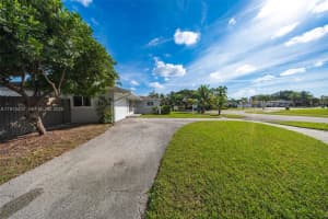 10431 SW 93rd St, Miami, FL 33176, - MLS#A11915457