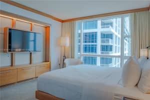 6801 Collins Ave 1002 Miami Beach, FL 33141 - MLS#A11915472