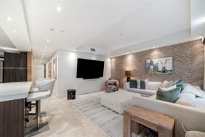 1413 Sunset Harbour Dr 208 Miami Beach, FL 33139 - MLS#A11915503