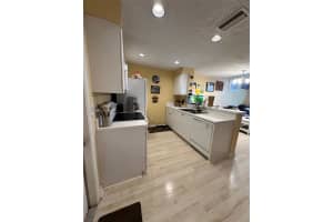 1365 W Veracruz Ln 4-10 Weston, FL 33327 - MLS#A11915532