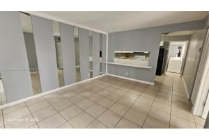 1305 Nw 8th Ave 1305 Fort Lauderdale, FL 33311 - MLS#A11915546