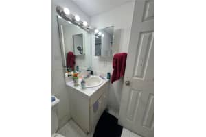 2421 Nw 56th Ave 2-202 Lauderhill, FL 33313 - MLS#A11915569