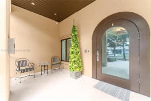 7261 W Troon Cir, Miami Lakes, FL 33014, Sold 03/27/26