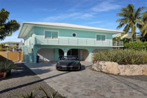 232 W Seaview Dr, Duck Key, FL 33050, - MLS#A11915619