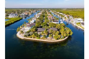 820 San Pedro Ave Coral Gables, FL 33156 - MLS#A11915635