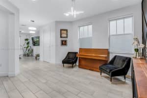 4923 Nw 48th Ter Tamarac, FL 33319 - MLS#A11915641