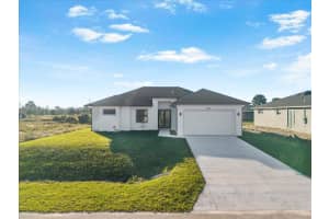 1024 Halby Ave Lehigh Acres, FL 33974 - MLS#A11915647