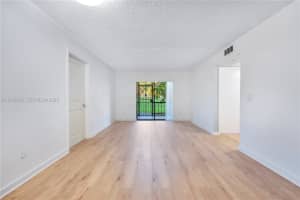 9912 Hammocks Blvd Apt 104-41, Miami, FL 33196, - MLS#A11915650