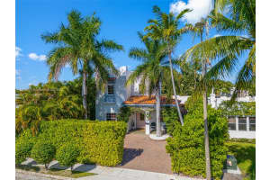 375 Plymouth Rd West Palm Beach, FL 33405 - MLS#A11915683