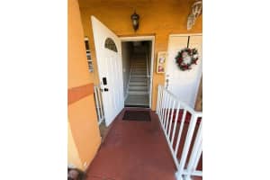 3375 W 76th St 211, Hialeah
