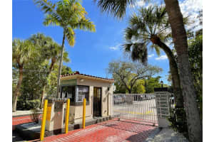 6904 N Kendall Dr F408 Pinecrest, FL 33156 - MLS#A11915727