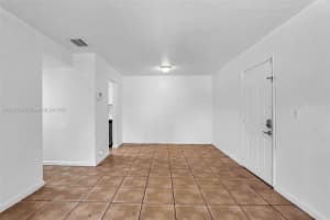 2719 NW 39th Terrace APT 204, Lauderdale Lakes, FL 33311, - MLS#A11915739