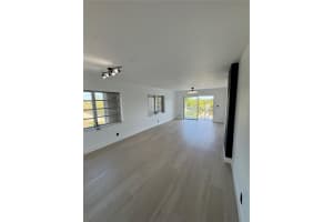 1701 Washington St 404 Hollywood, FL 33020 - MLS#A11915752