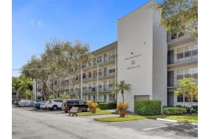 13250 Sw 4th Ct 305g, Pembroke Pines