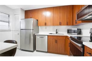 8255 Abbott Ave 403 Miami Beach, FL 33141 - MLS#A11915790