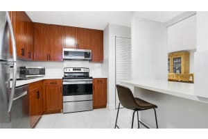 8255 Abbott Ave 403 Miami Beach, FL 33141 - MLS#A11915790
