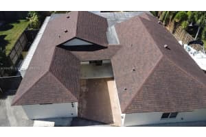 19754 NW 61st Ave, Hialeah, FL 33015, - MLS#A11915791