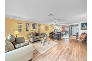 317 W Laurel Dr. 1408 Margate, FL 33063 - MLS#A11915801