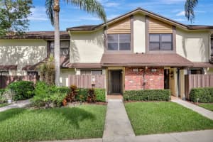 4615 S Carambola Cir S 27232, Coconut Creek