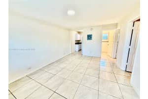 2571 Nw 13th Ct 2 Fort Lauderdale, FL 33311 - MLS#A11915812