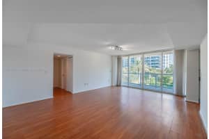 5900 Collins Ave 506 Miami Beach, FL 33140 - MLS#A11915815