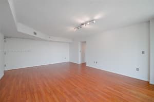 5900 Collins Ave 506 Miami Beach, FL 33140 - MLS#A11915815