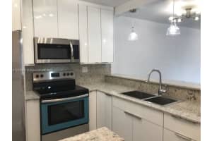 120 Royal Palm Rd 211 Hialeah Gardens, FL 33016 - MLS#A11915816