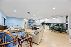 14640 Lucy Dr Delray Beach, FL 33484 - MLS#A11915818