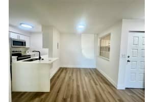 2890 N Oakland Forest Dr 103, Oakland Park