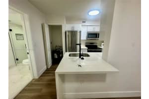 2890 N Oakland Forest Dr APT 103, Oakland Park, FL 33309, - MLS#A11915843