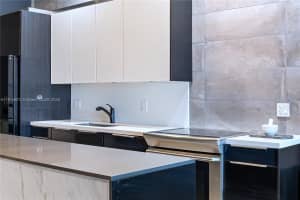 2001 Meridian Ave 515 Miami Beach, FL 33139 - MLS#A11915873