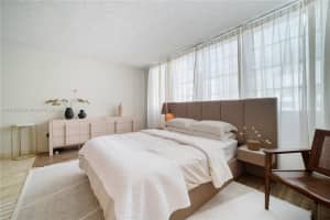 999 Brickell Bay Dr APT 1906, Miami, FL 33131, - MLS#A11915883