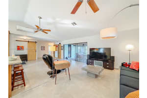 2321 NW 102nd Way, Pembroke Pines, FL 33026, - MLS#A11915903