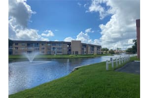 9581 Sunrise Lakes Blvd 202, Sunrise 9581 Sunrise Lakes Blvd 202, Sunrise