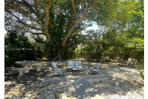 1211 Ne 15th Ave 1 Fort Lauderdale, FL 33304 - MLS#A11915921