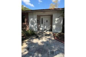 5461 W Broward Blvd Plantation, FL 33317 - MLS#A11915924