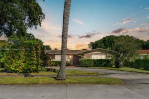 1325 Ne 171st St Miami, FL 33162 - MLS#A11915930